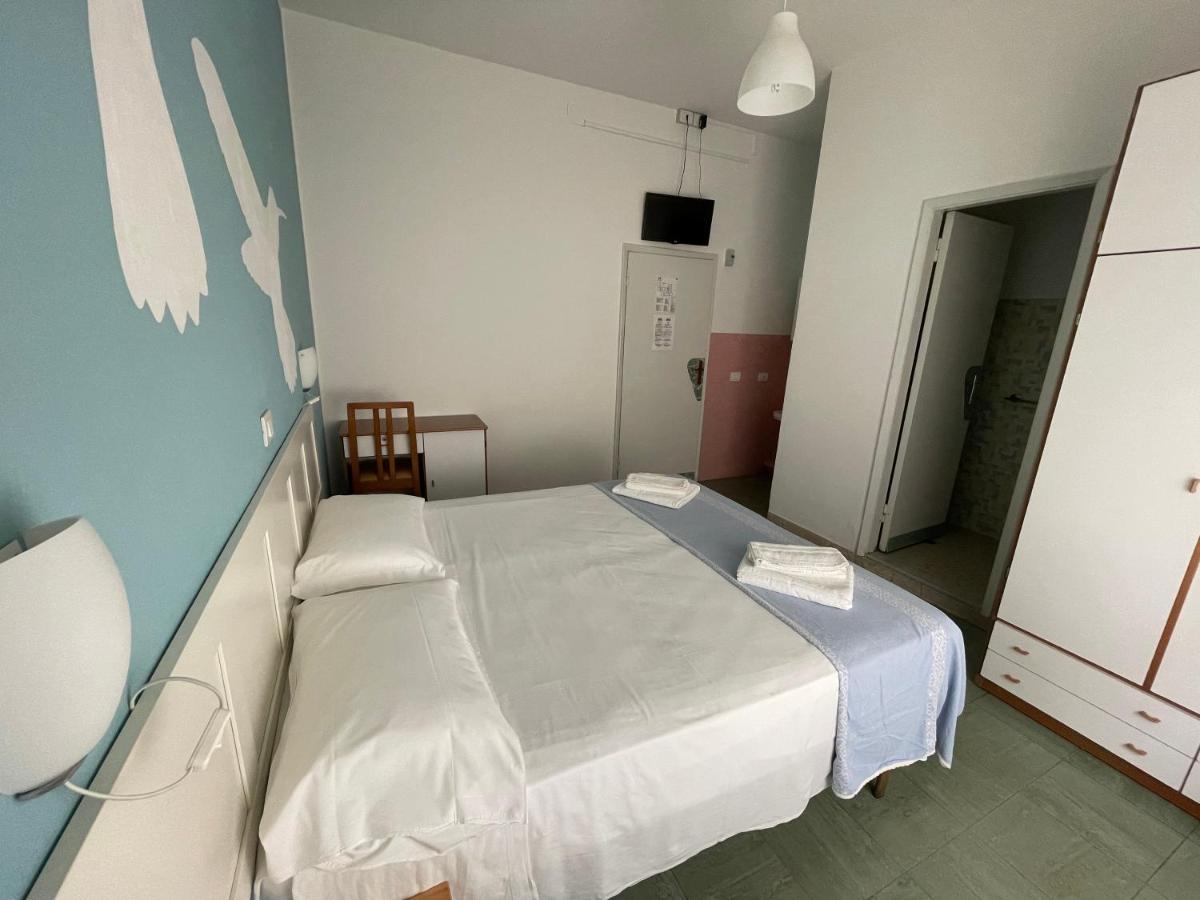 Hotel Aloha Cesenatico Ngoại thất bức ảnh