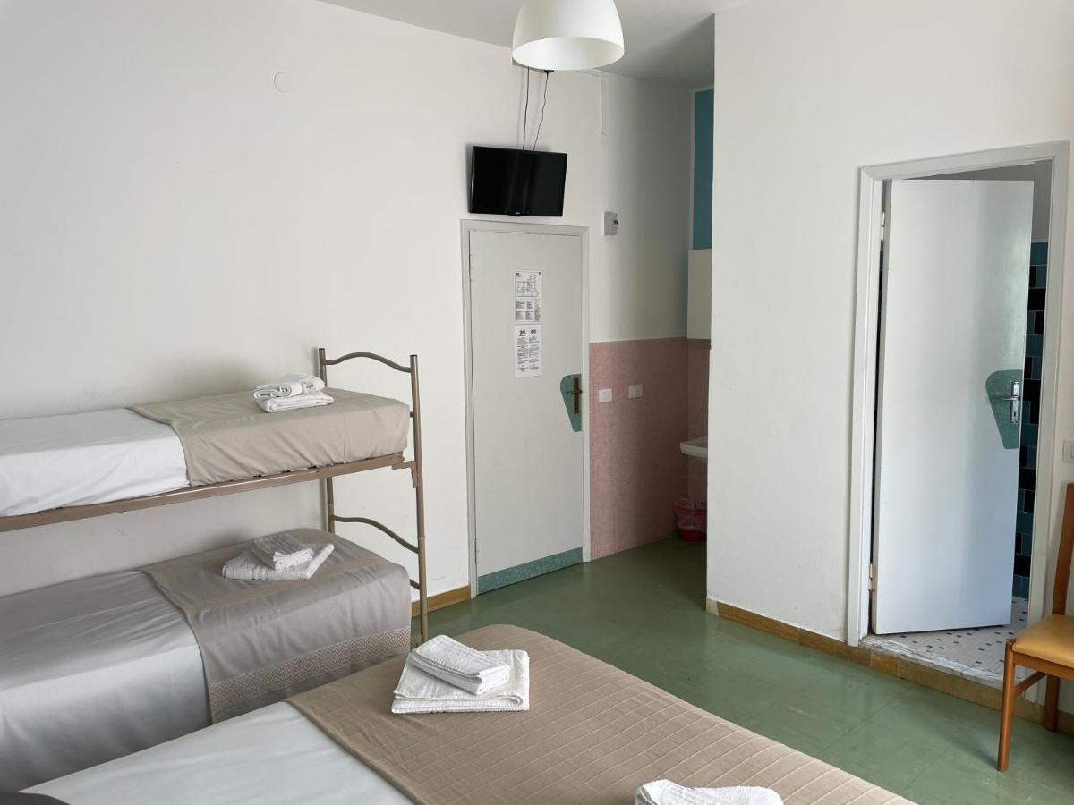 Hotel Aloha Cesenatico Ngoại thất bức ảnh