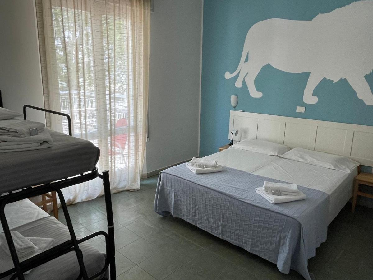 Hotel Aloha Cesenatico Ngoại thất bức ảnh