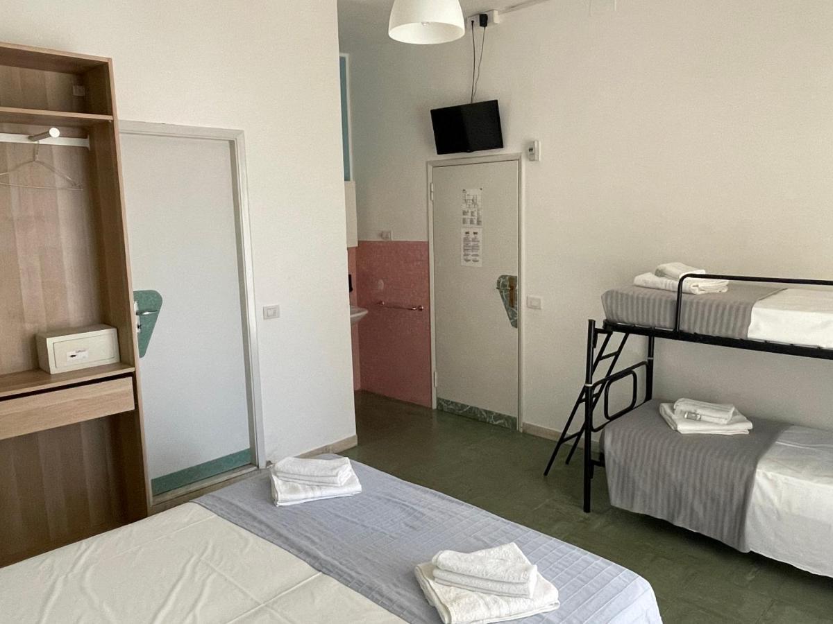 Hotel Aloha Cesenatico Ngoại thất bức ảnh